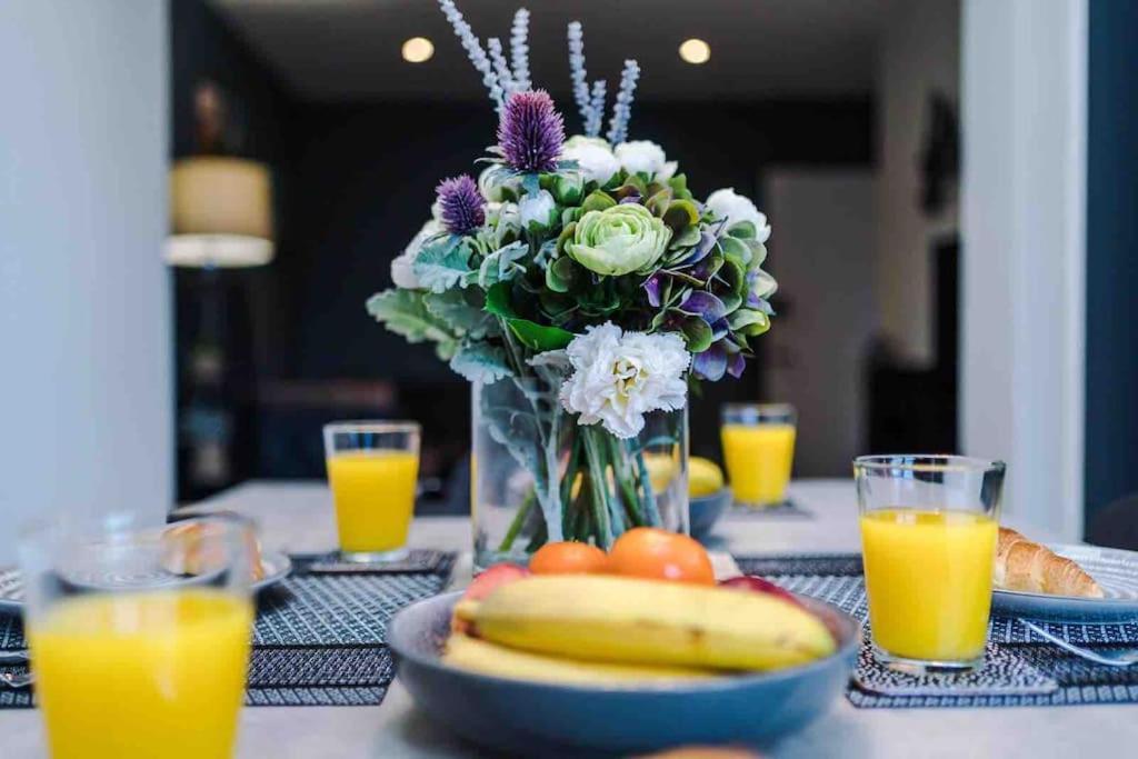 Sandileigh House By Yourstays - Luxurious 3 Bedroom House In Altrincham Eksteriør billede
